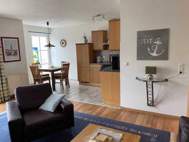 Haus-Olymp-Apartement-01-Kuehlungsborn-Nur-50-M-Bis-Zum-Strand-Ca-50-M2-2-Raeume-Sehr-Gepflegt ภายนอก รูปภาพ